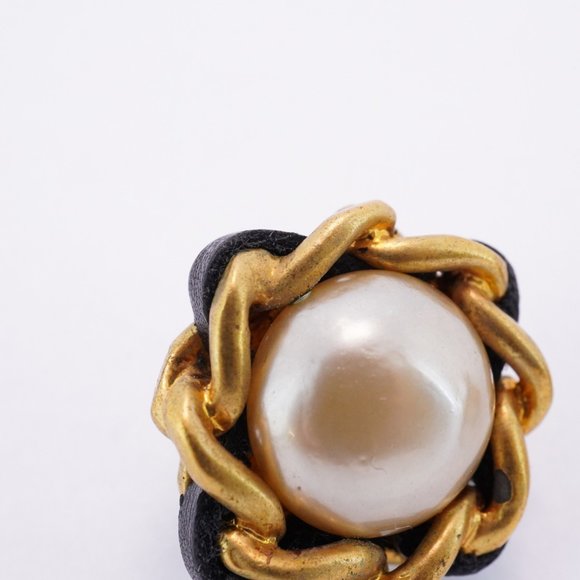 CHANEL Black and Gold Pearl Earrings - Picture 10 of 10